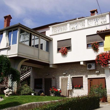 Apartments Marija Nada Malinska Exterior foto
